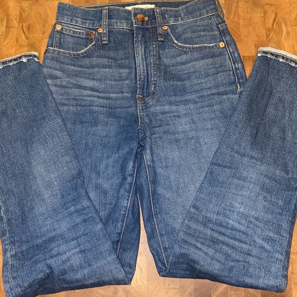 Madewell Perfect Vintage Jean in Maplewood Wash - Picture 4 of 7